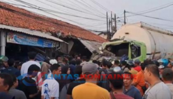 Kronologi Kecelakaan Tewaskan 4 Orang di Cilacap, Terios Ringsek Dihantam Truk Tangki