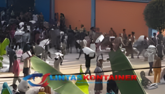 Jalur Logistik Lumpuh Total, Gudang Bulog di 7 Kabupaten Sumatera Dijarah Warga!