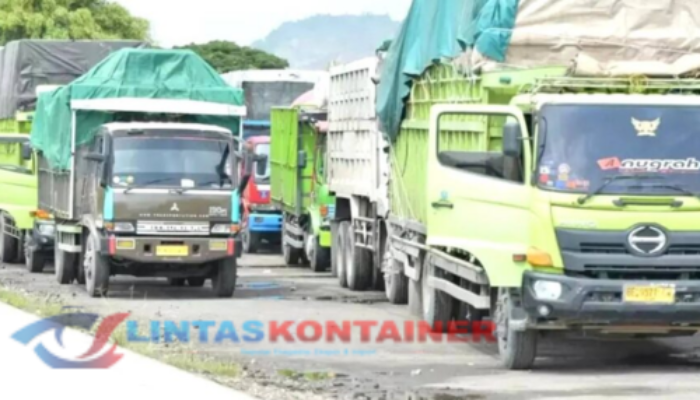 Aturan Baru Pembatasan Truk Saat Libur Nataru 2025/2026, Simak Detailnya!