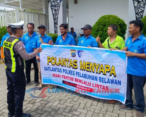 Satlantas Belawan Sosialisasi Tertib Lalu Lintas ke Buruh Pelabuhan