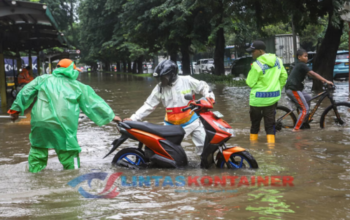 Jakarta Siaga 1 Hujan Malam Hari