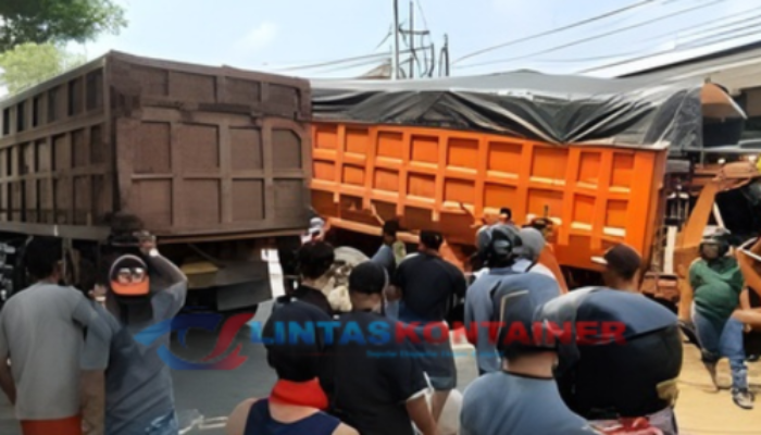 Truk Pasir Tabrak 2 Mobil di Pasuruan: 1 Tewas, 3 Luka