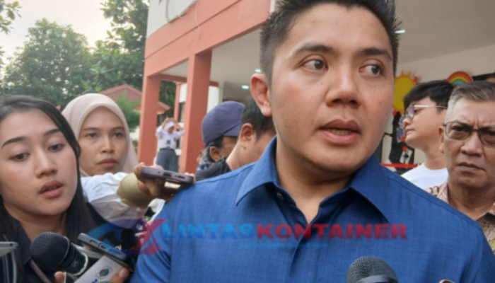 Anggaran MBG Masuk Pos Pendidikan, Seskab Teddy: “Ini Komitmen Nyata Pemerintah”