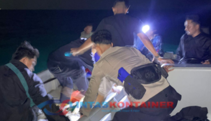 KM Samudra Bermuatan Ikan Tenggelam di Bintan