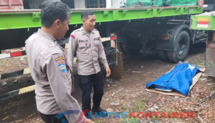 Kecelakaan Maut di Garasi Jombang: Sopir Truk Tewas Terjepit Akibat Lupa Menarik Rem!