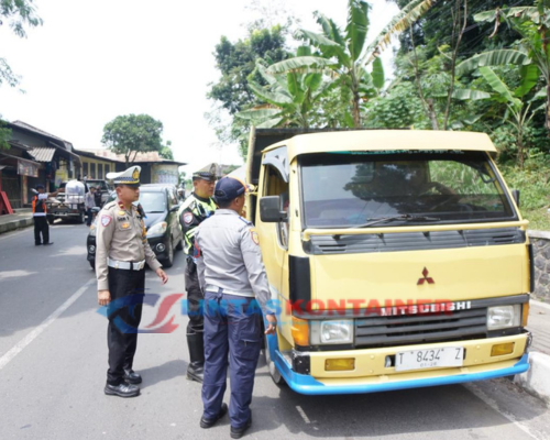 Truk Tambang Ditertibkan: 11 Pelanggar Terjaring di Jalur Cianting-Plered