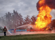 Truk Tangki Terbakar Hebat di Tol Cipali