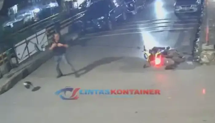 Polisi Cek Penyiraman Air Keras pada Aktivis KontraS di Salemba