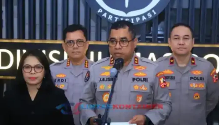 Polisi Cek Penyiraman Air Keras pada Aktivis KontraS di Salemba: Penyelidikan Intensif & Atensi Kapolri!
