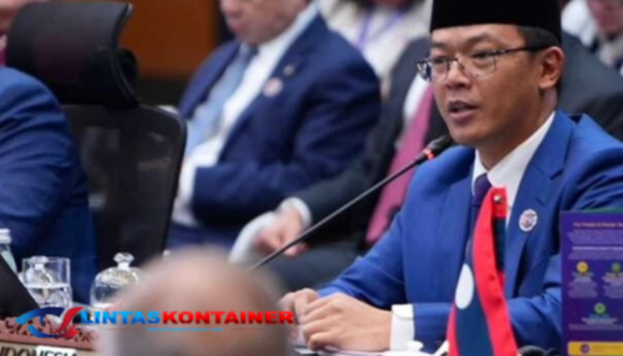 2 Kapal RI Tertahan di Selat Hormuz, Menlu Ungkap Situasi Internal Iran