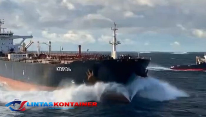 AS Perintahkan 28 Kapal Balik Arah