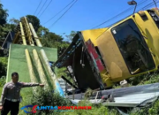 Truk Gagal Nanjak, Masuk ke Jurang